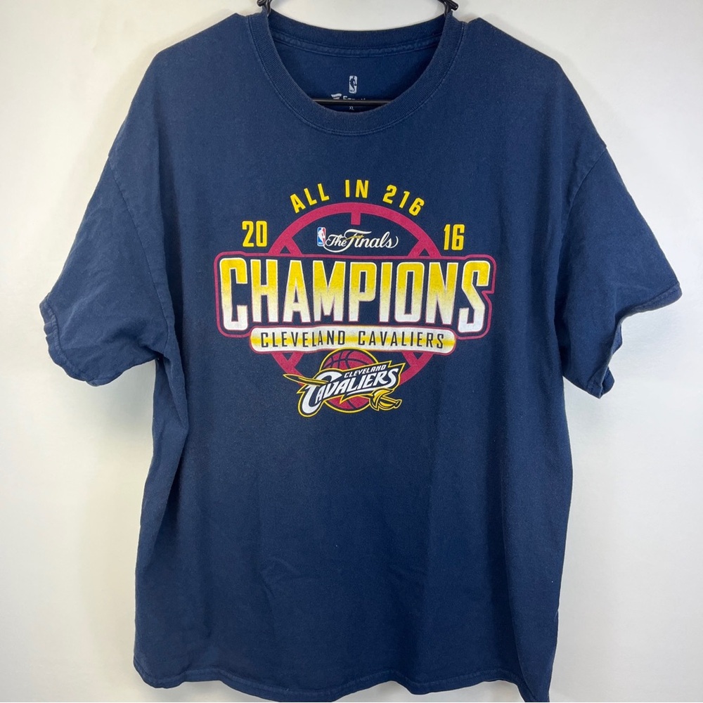 Cleveland Cavs Cavaliers Tshirt Blue Sz XL NBA Basketball Fanatics Brand 2016